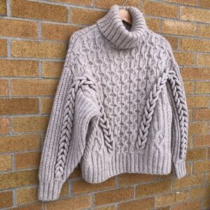 H&M heavy Turtleneck sweater wool blend braided knit pullover cable knit chunky